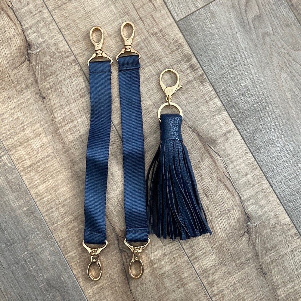 Itzy Ritzy Stroller Straps & Tassel